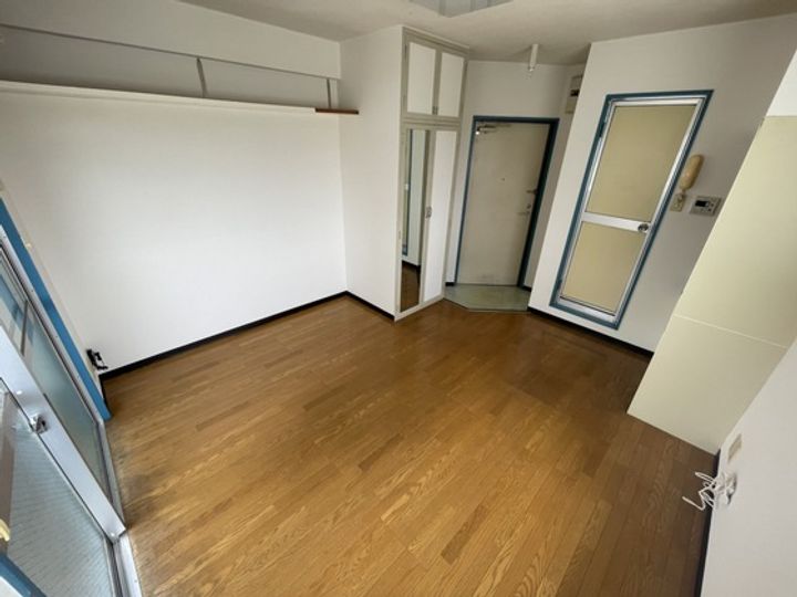 ジャルダン12の居間