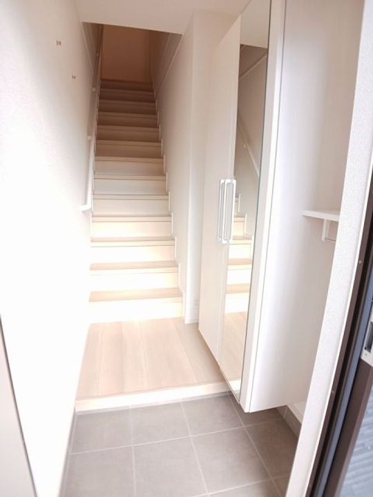 プリンセス ヒルズの玄関