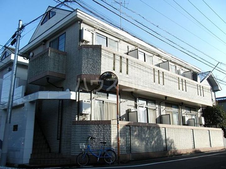 メゾンニッセイ経堂の外観