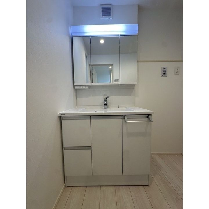 神奈川県川崎市高津区溝口6(一戸建)の賃貸物件の内装