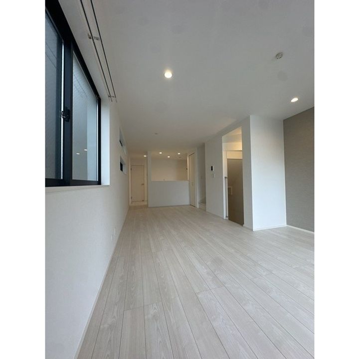 神奈川県川崎市高津区溝口6(一戸建)の賃貸物件の居間