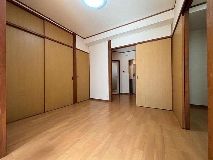 浅田ビルの内装