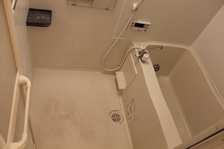 愛知県津島市藤浪町1(アパート)の賃貸物件の風呂