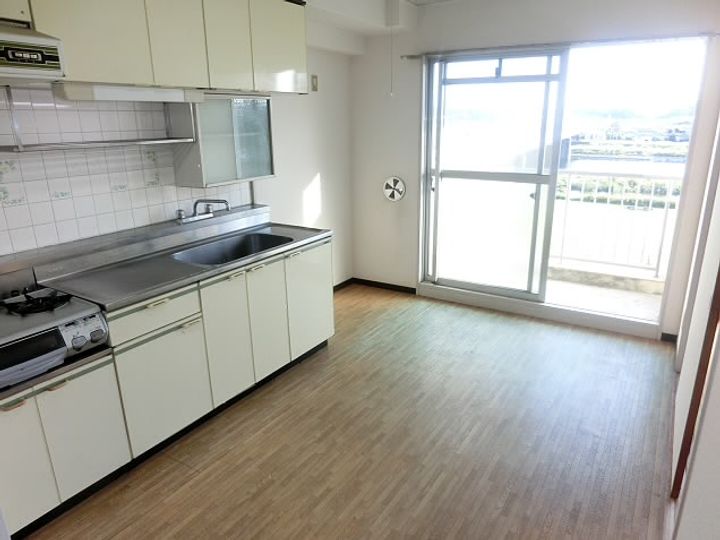東京都調布市多摩川4(マンション)の賃貸物件の居間
