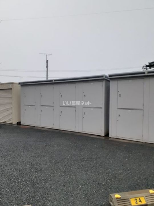 カエツリアルフィールドDーroom Aの地図