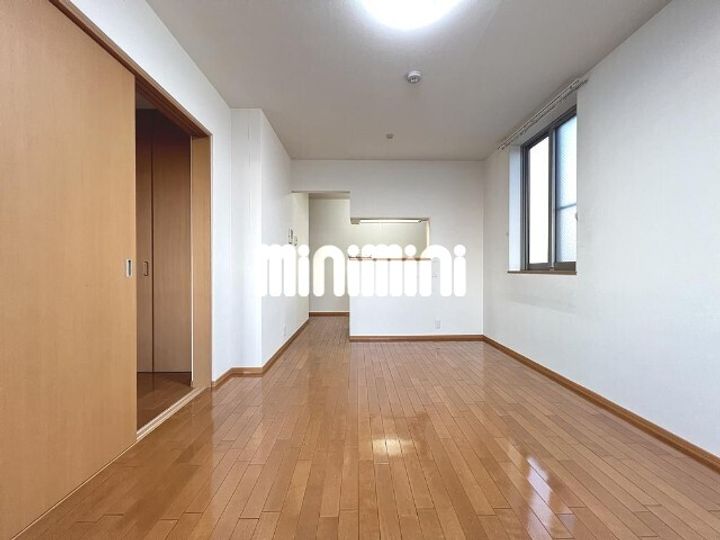 ミューベル ラビアンAの居間