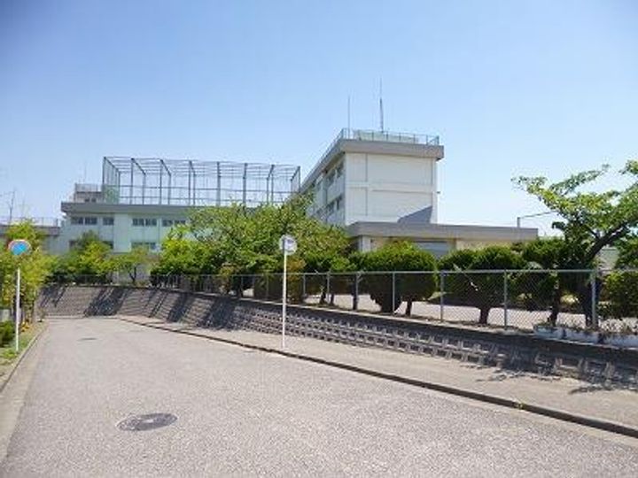 セジュールHaKuA Sの周辺