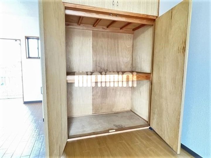 メゾンしらぎくの内装