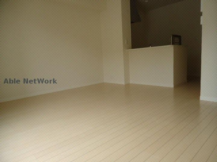 ヴィアソーレ壱番館・弐番館の居間