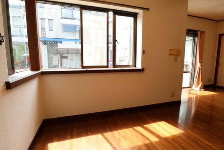 東京都杉並区下高井戸3(アパート)の賃貸物件の居間