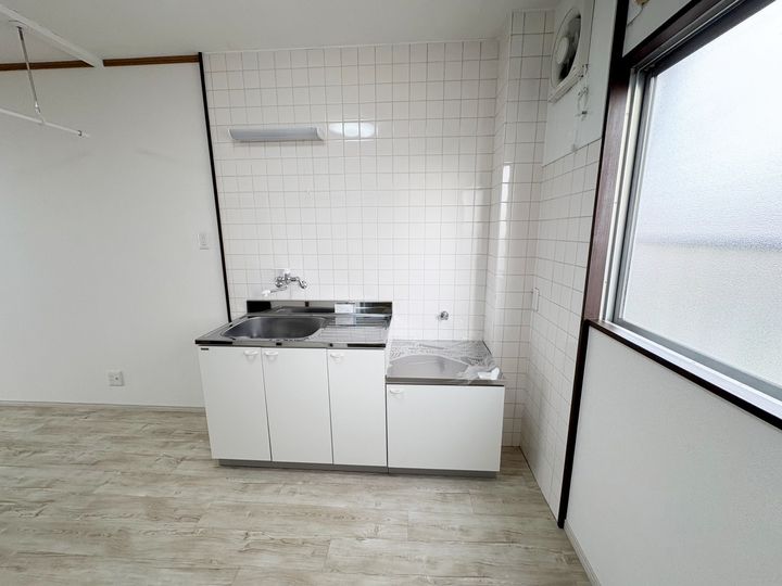 鈴与ウエストのキッチン