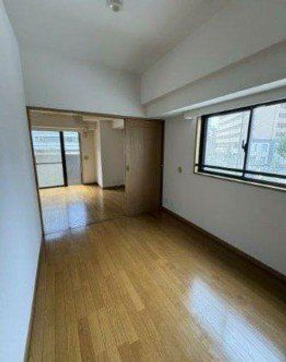 東京都渋谷区本町3(マンション)の賃貸物件の居間