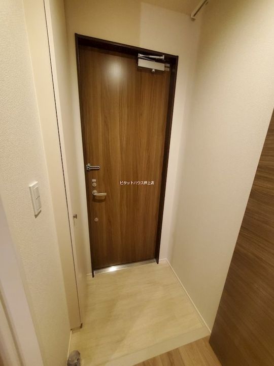 ヴァンベール KDの玄関