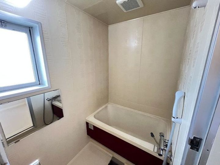 栄東ハイツの風呂