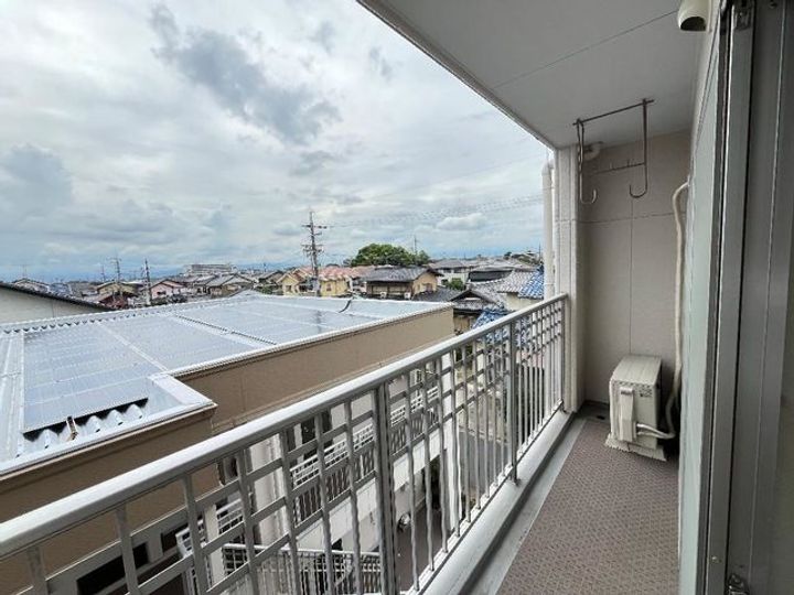 栄東ハイツの内装