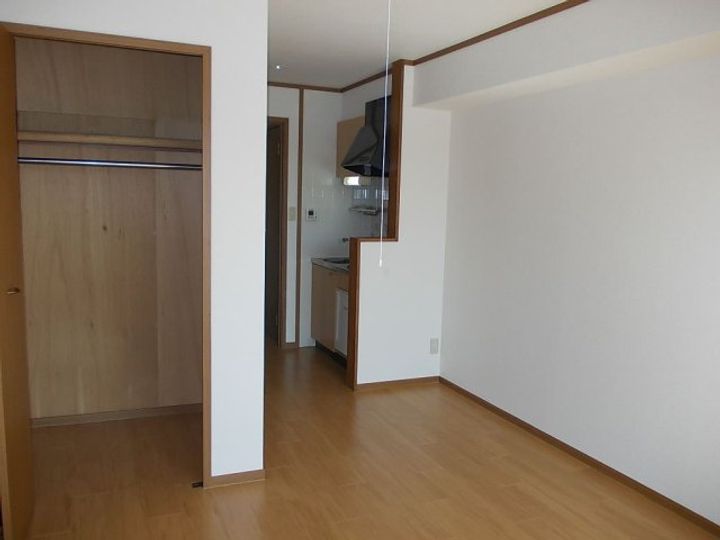 兵庫県加古川市別府町新野辺(アパート)の賃貸物件の居間