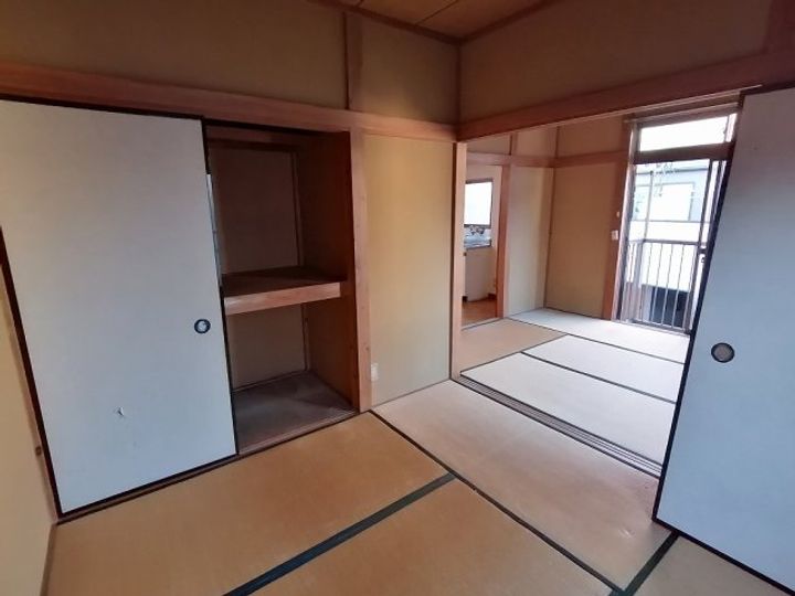 サンハイツの内装