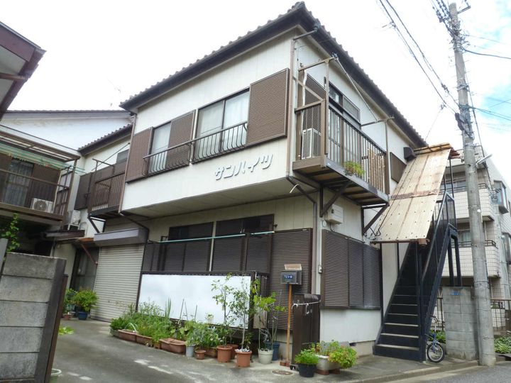 サンハイツの外観