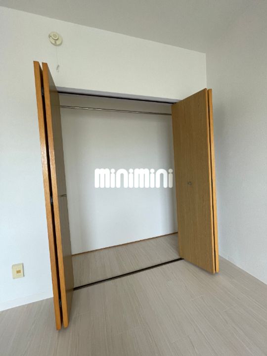 フランクVの内装