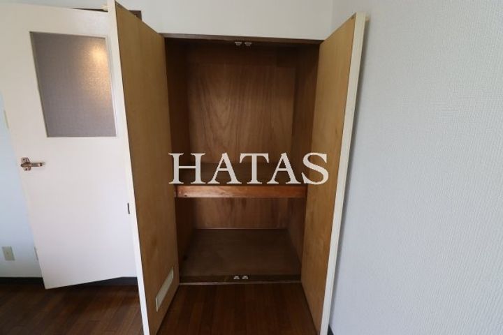 パレス三宝の内装