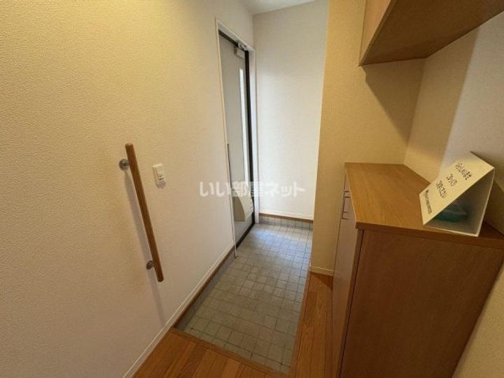 ユアーハウスEの玄関