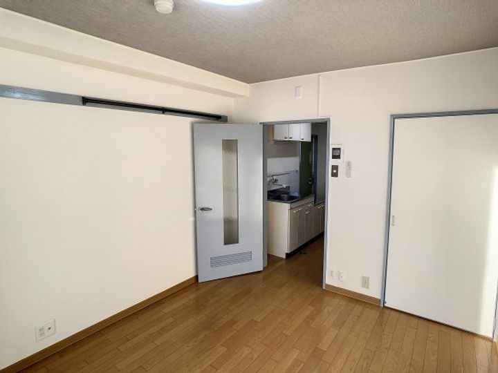 シャトルくまがい六日町の居間