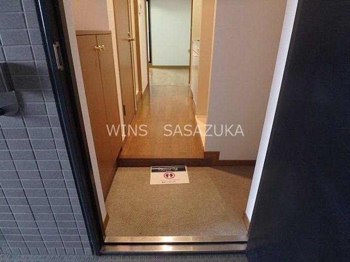 東京都渋谷区笹塚2(マンション)の賃貸物件の玄関