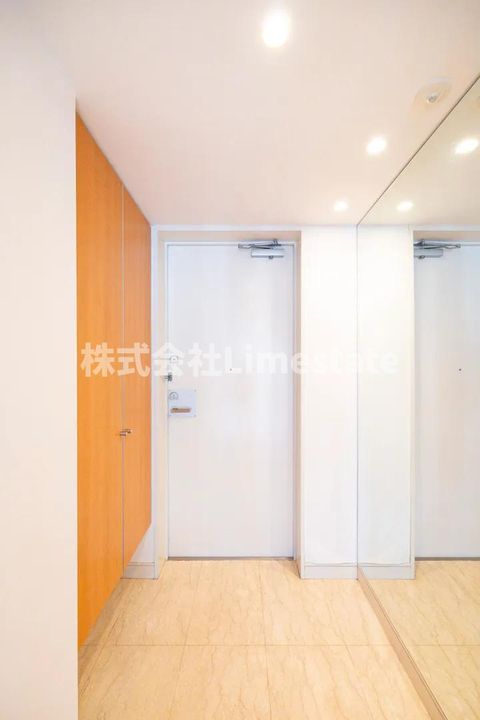 パークコート元麻布ヒルトップレジデンスの玄関