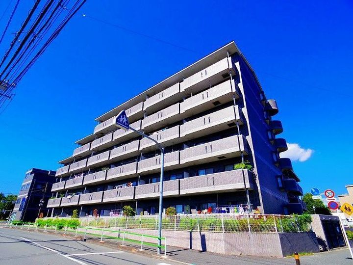 東京都小平市回田町(マンション)の賃貸物件の外観