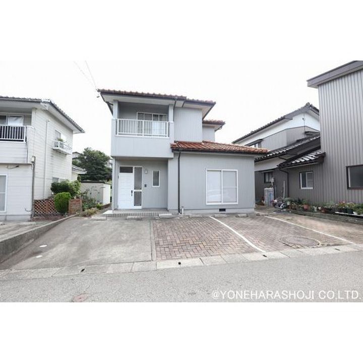 富山県富山市吉作(一戸建)の賃貸物件の外観