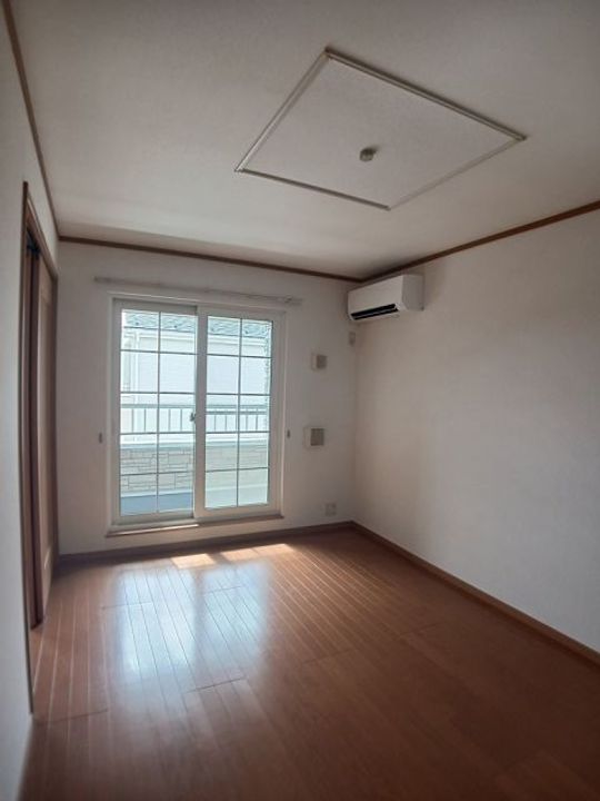 新潟県新潟市秋葉区みそら野1(アパート)の賃貸物件の居間