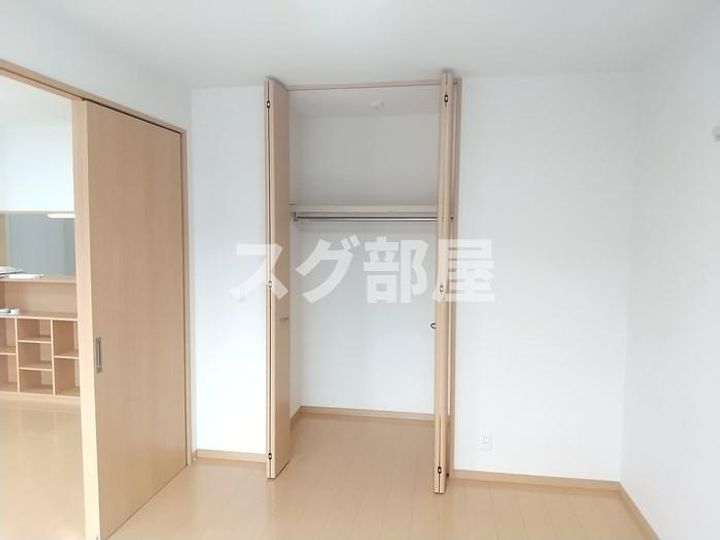 レーブ プレミール II番館の内装