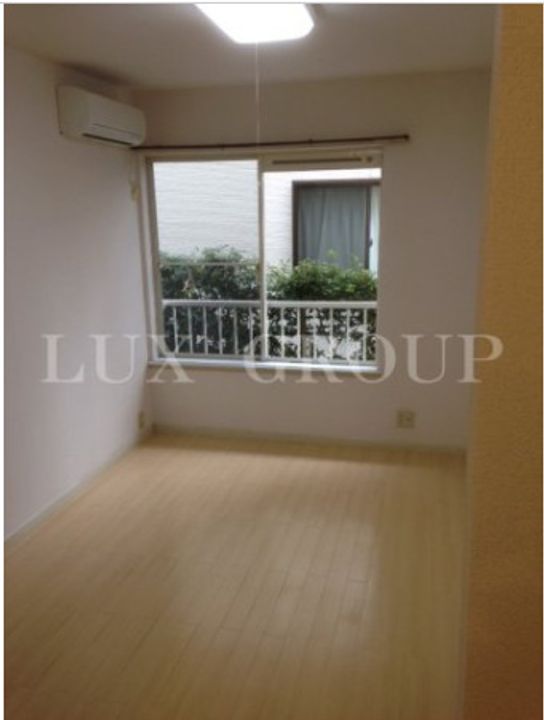 グリーンフィールドの内装