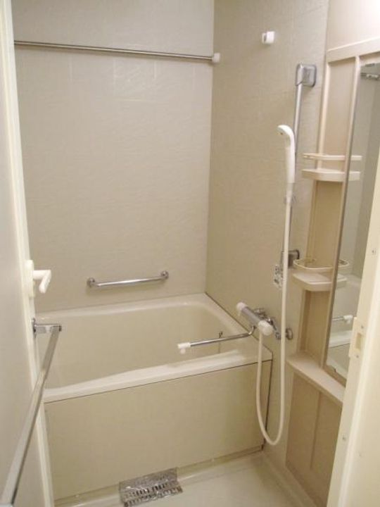 東京都立川市羽衣町2(マンション)の賃貸物件の風呂
