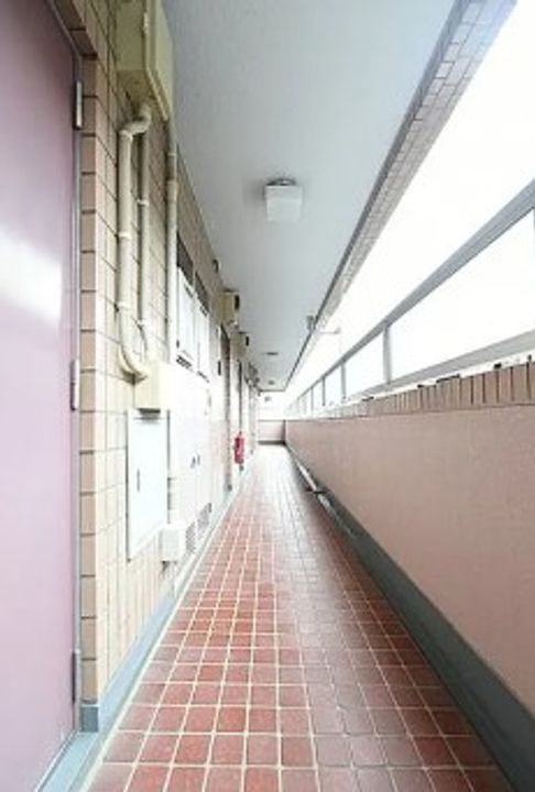 東京都練馬区氷川台4(マンション)の賃貸物件の玄関