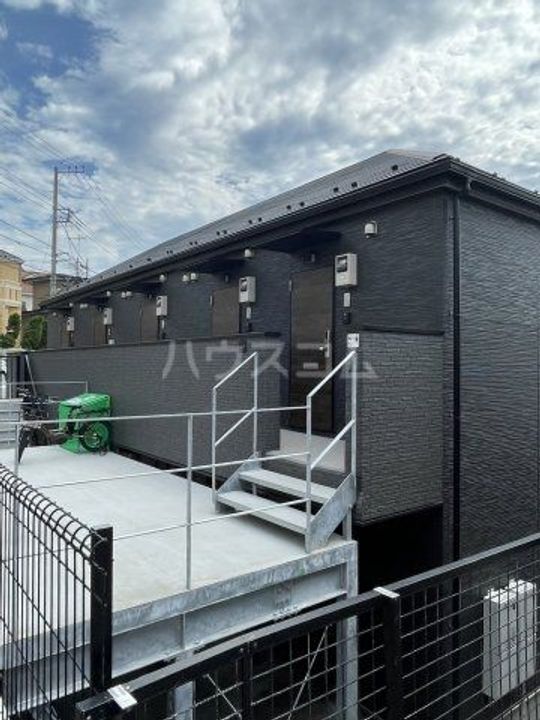 サヌーク読売の外観