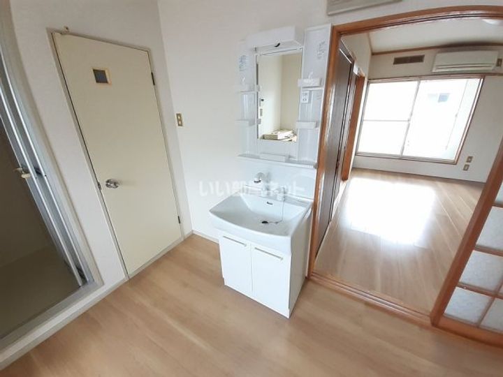 メゾンヨシダの内装