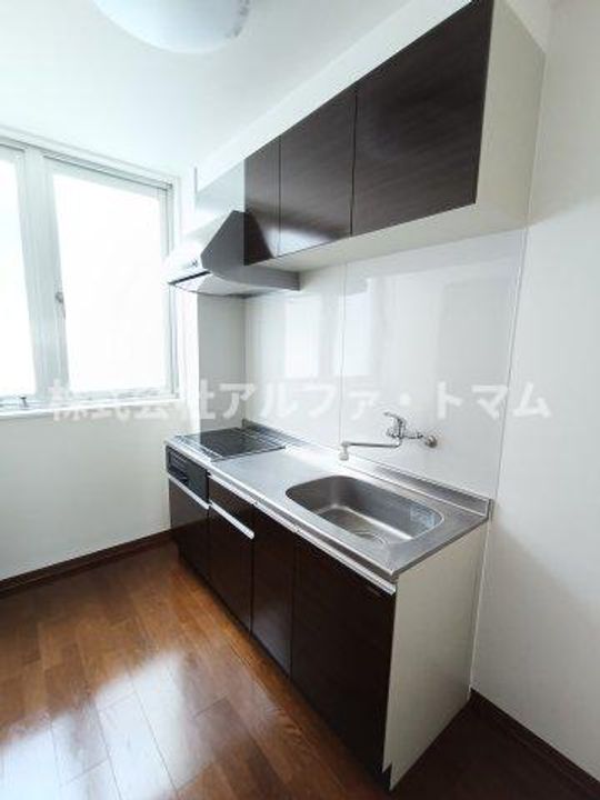 LEEZEN常磐のキッチン