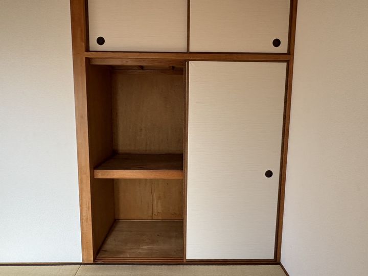 白島ビルの内装