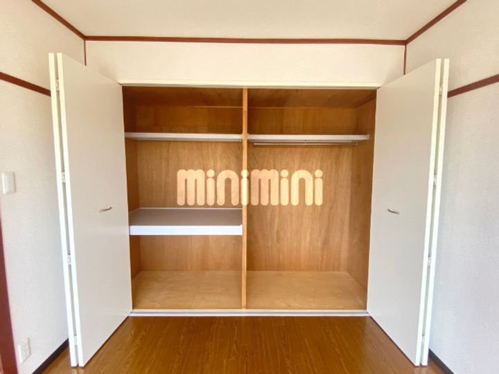 清城コーポラスの内装