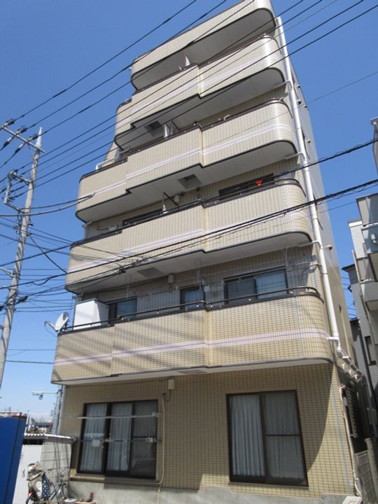 エスパッソ綾瀬の外観