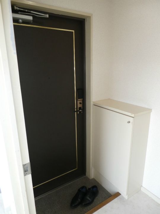 エスパッソ綾瀬の玄関