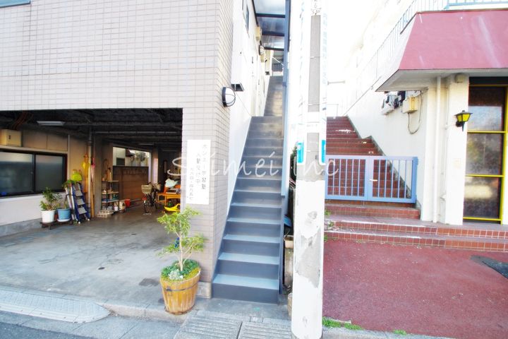 ベルメゾンの地図