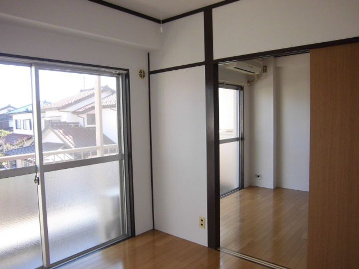 西貝マンションの内装