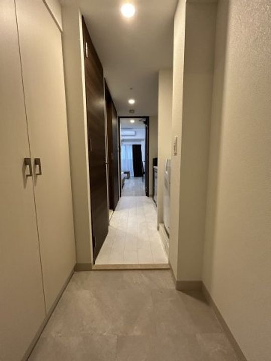 エステムコート広島国泰寺の玄関