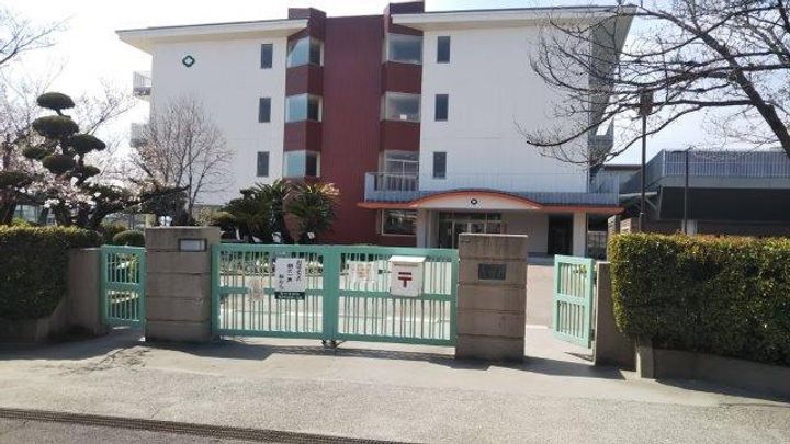 グレースタウンIの周辺