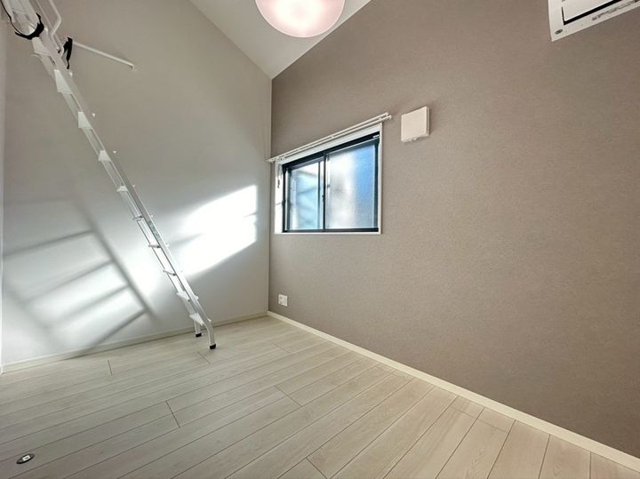 グレイスウッド三ツ沢上町の居間