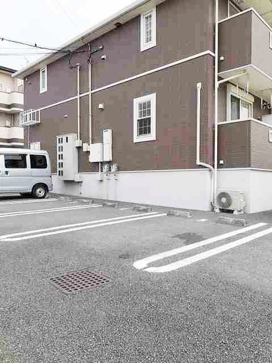 レジデンス西原81の地図