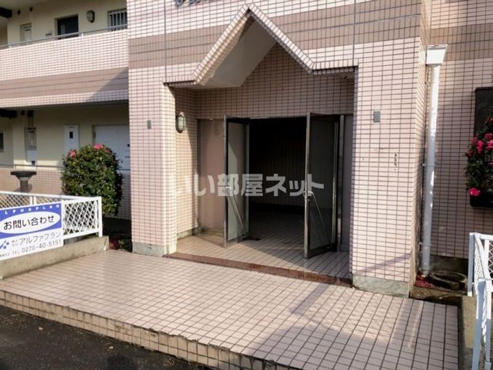 群馬県伊勢崎市東本町(マンション)の賃貸物件の地図