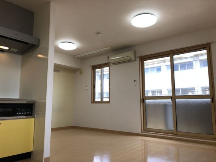 新潟県新潟市東区上木戸3(アパート)の賃貸物件の居間